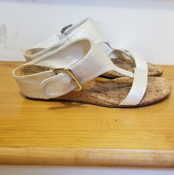 Rampage Shoes - Rampage white sandals women's size 6.5